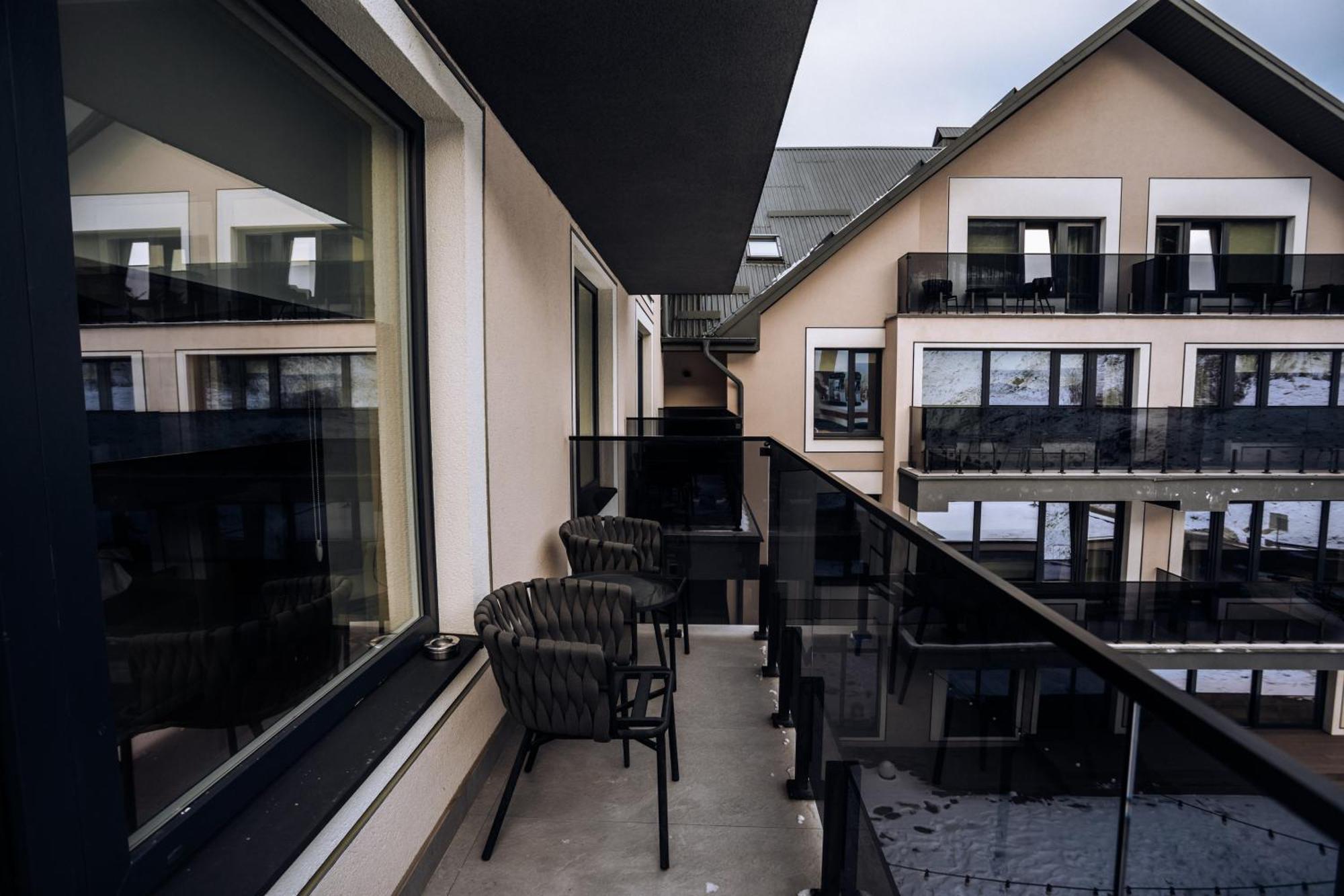 Ribas Karpaty Hotel Bukovel Exterior foto