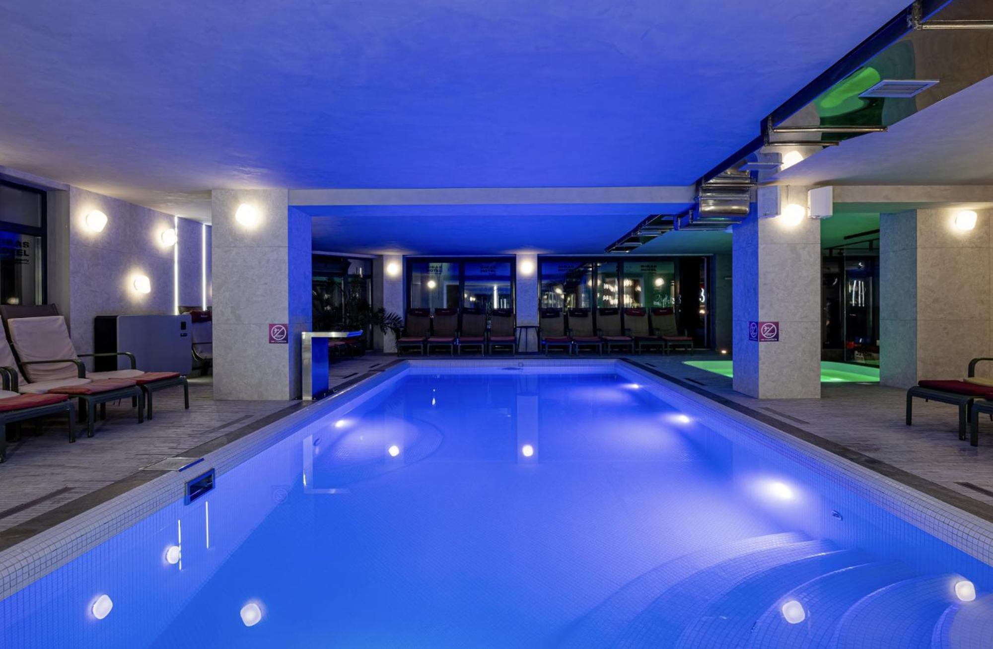 Ribas Karpaty Hotel Bukovel Exterior foto
